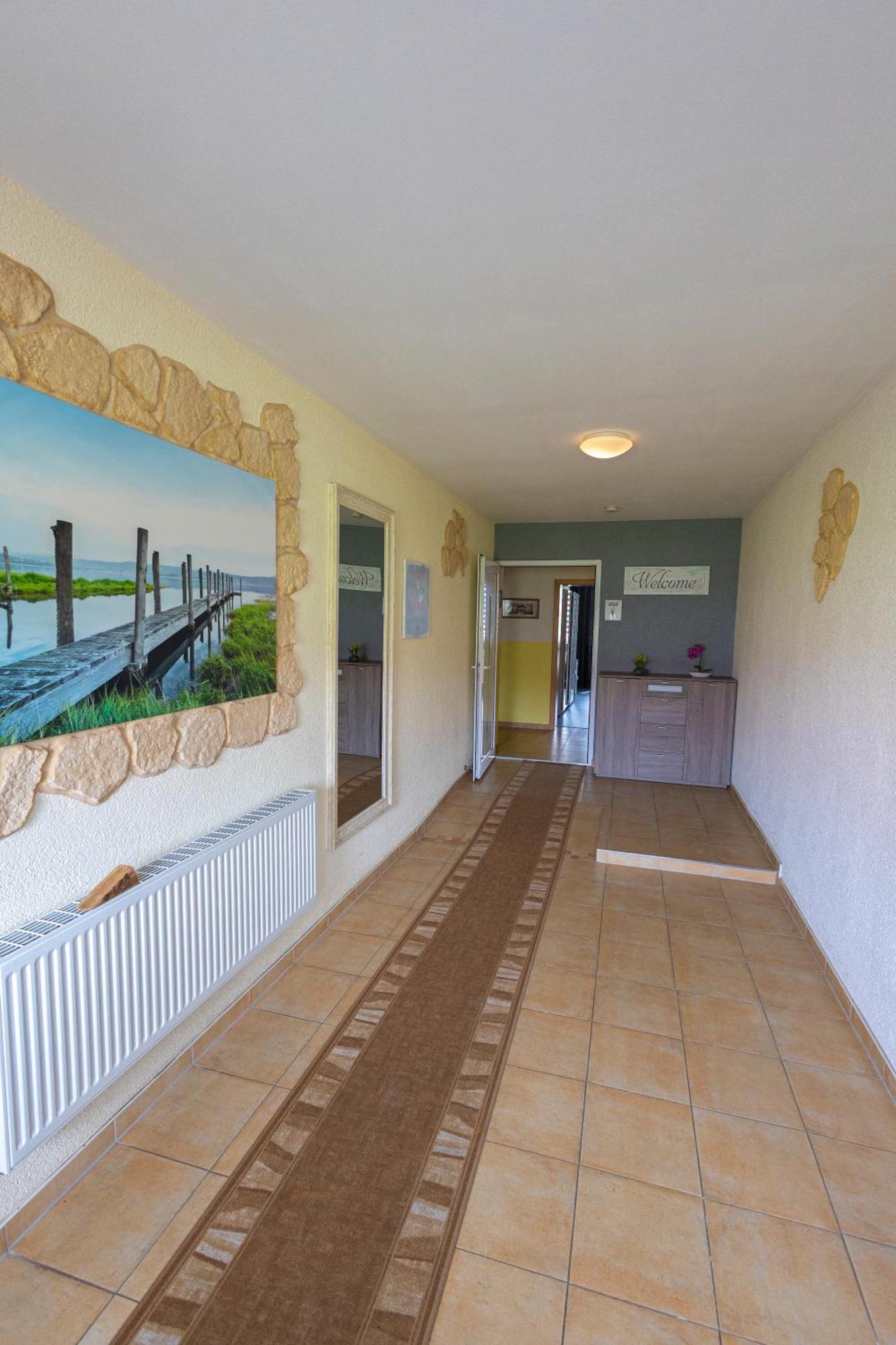 Pension Village Naumburg  Bagian luar foto